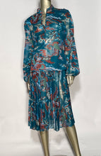 2 Piece 1970s Phoenix Pleated Skirt And Top