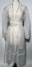 Vintage Wedding White Sheer Peignoir Sleeping Gown