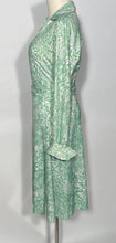 Vintage  1970s Green Wheat Scene  Wrap Dress