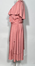 1970s Vintage Size Large Layered Pink Wrap Dress