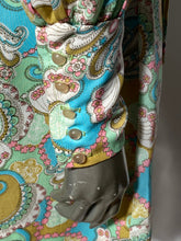 Early 1970s Green Textured 2 Piece Polyester Belted Mini Paisley Shift Dress