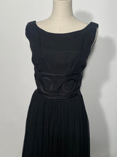 Vintage Jr. Theme Black Crepe Full Skirted Applique Cocktail Dress