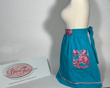 Late 60s Early 70s Blue With Pink Floral Print Apron & Pockets