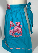 Late 60s Early 70s Blue With Pink Floral Print Apron & Pockets