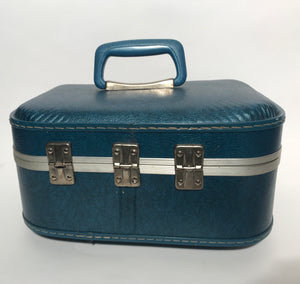 Vintage 1960s JC Penny Vintage Turquoise Blue Train Case Luggage