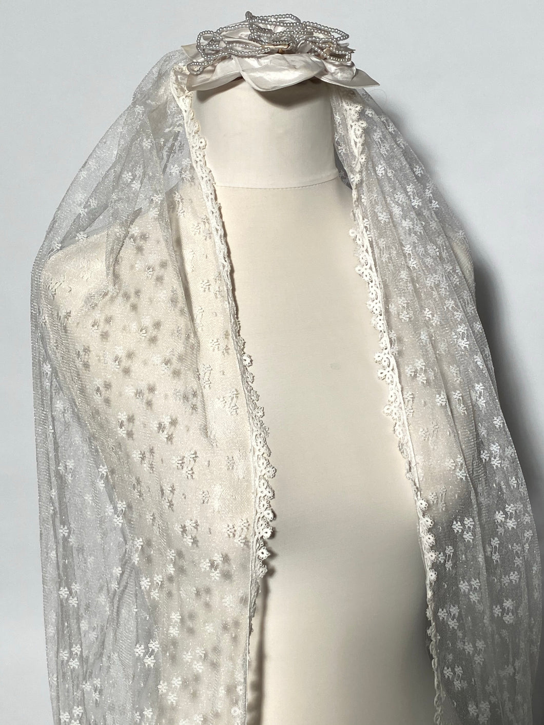 Vintage Pearl Beaded Veil Topper & Long 92
