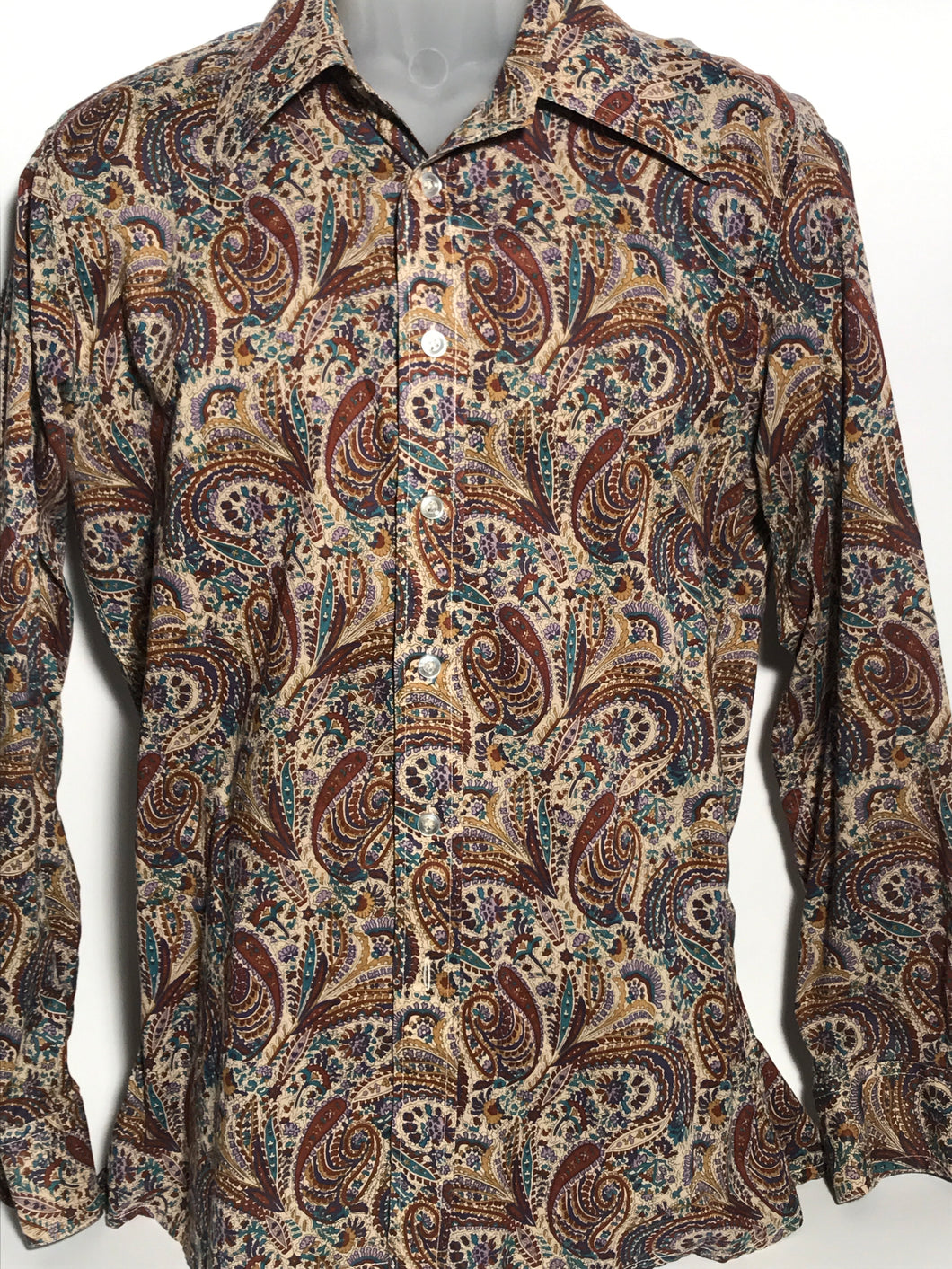 Brittania Late 60s Paisley Size Extra Large RENTAL XL940