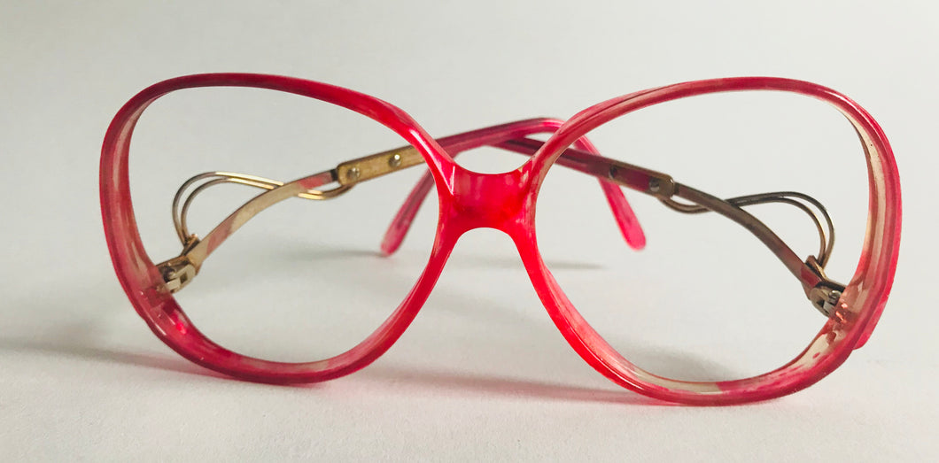 Impulsive 80s Pink Modeled Plastic & Gold tone Wire Eyeglass Frames