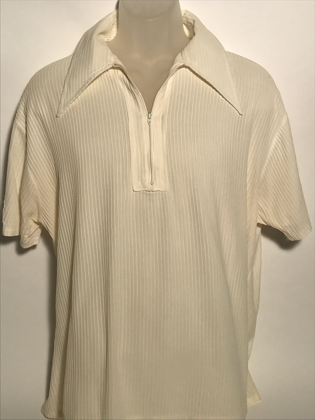 Vintage 1970s Short Sleeve Men's Shirt Size Extra Large RENTAL XL926