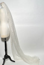 Vintage Pearl Beaded Veil Topper & Long 92" Embroidered Lace Train